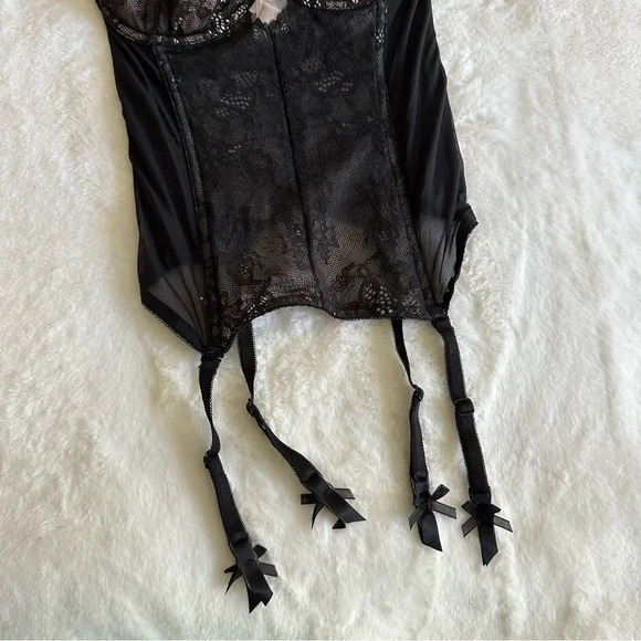 Victoria's Secret Black Pink Corset Lingerie Top Women's Size 34D - Picture 3 of 12